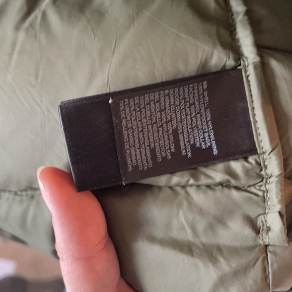 Nearly New North Face Metropolis Parka - Picture 7 of 9